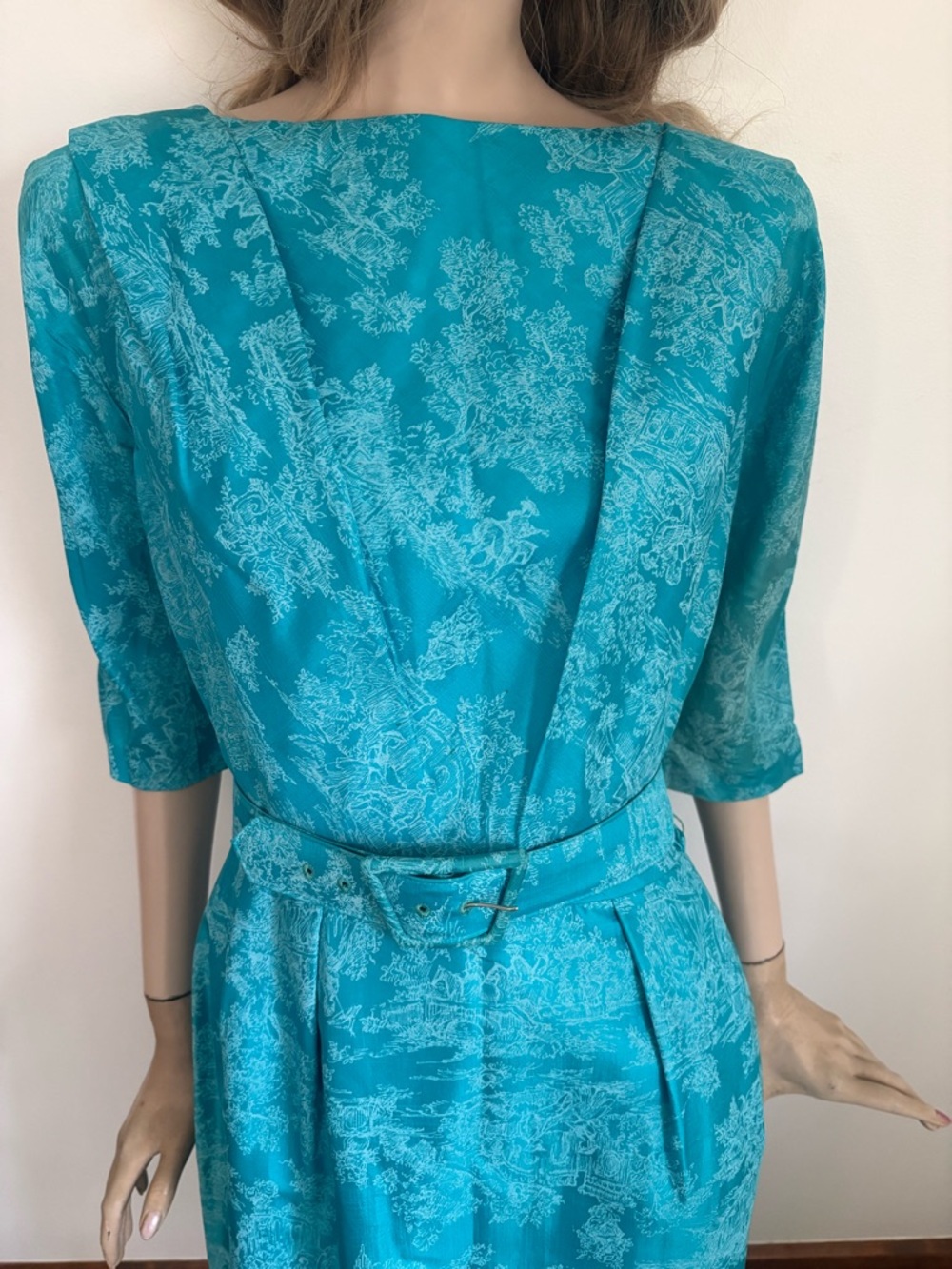 Vintage 1950s 60s Silk Toile Print Secretary Wiggle Dress Sexy Pinup